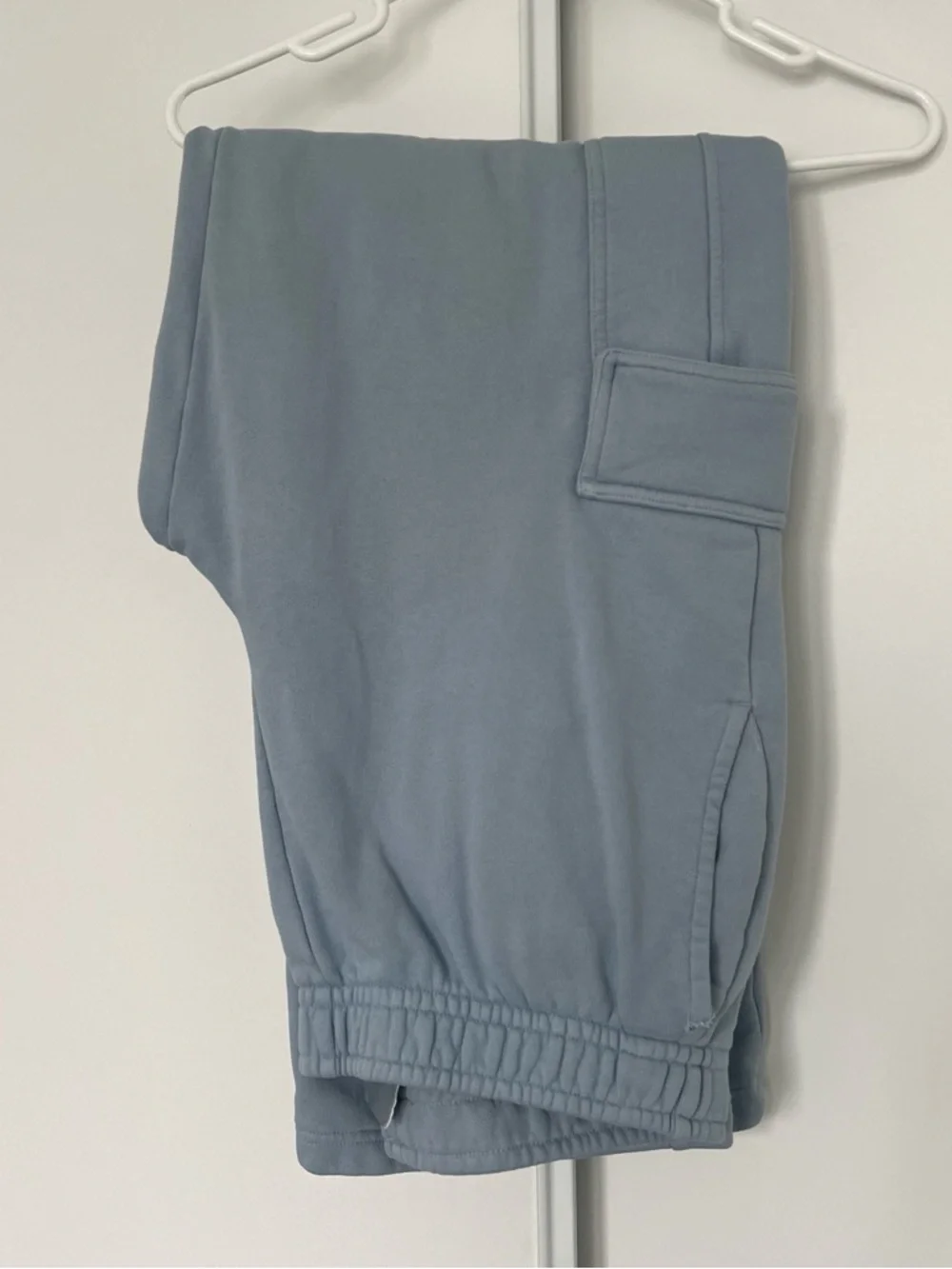 Aritzia TNA Light Blue Cozy Fleece Cargo Sweatpants - Picture 7 of 7